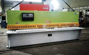 六安QC12K-4x3200液壓擺式剪板機